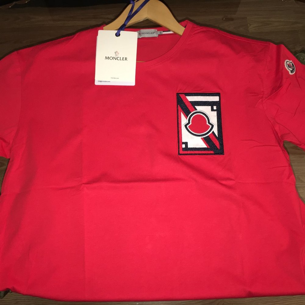 Moncler T Shirt